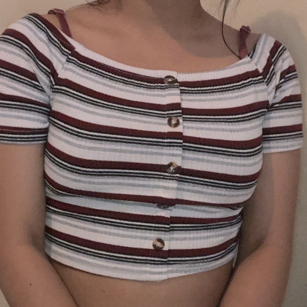 Shoulder top